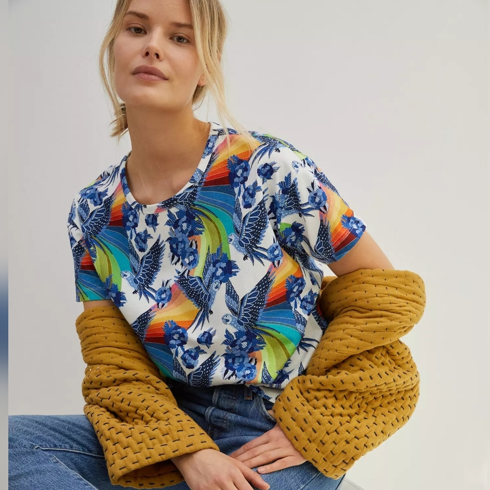 FARM Rio Aves Tropical Parrot T-Shirt Large